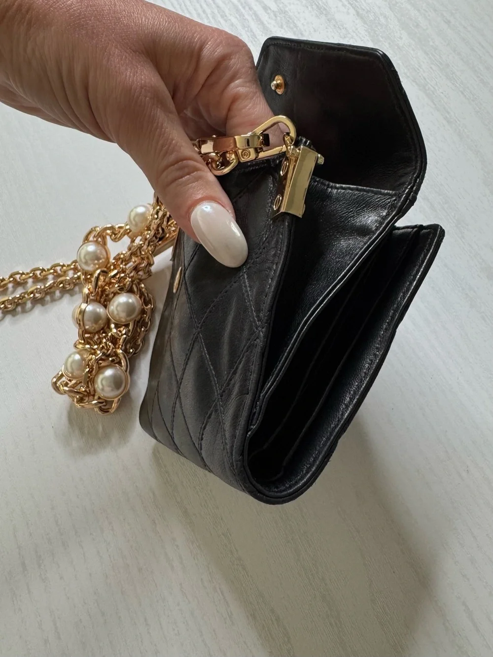 Authentic Vintage Chanel CC Wallet on Chain Black Quilted Leather Crossbody Bag - Picture 16 of 16